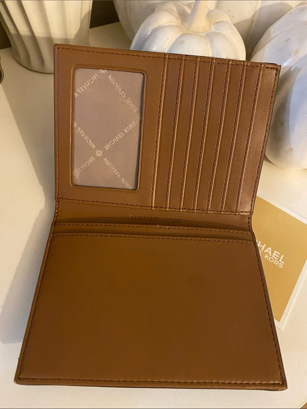 Michael Kors passport holder - BRAND NEW